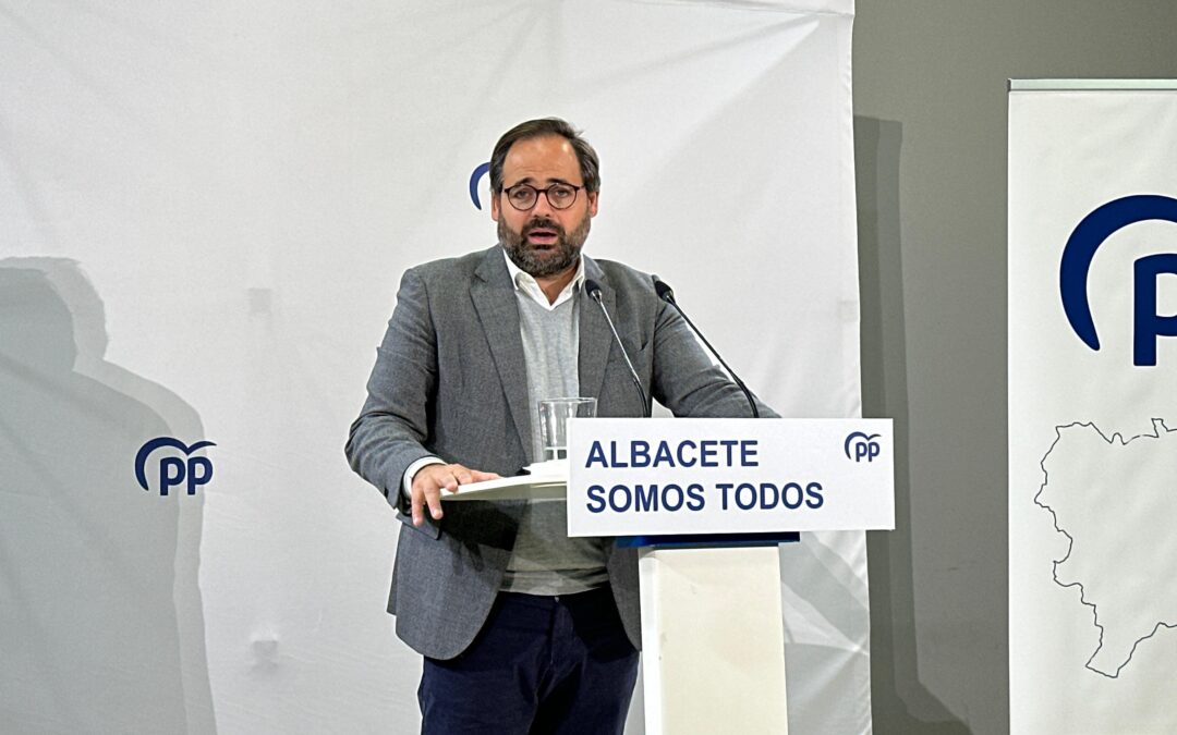 Núñez reclama a Page un Fondo de Compensación para que los ayuntamientos puedan asumir las competencias impropias del Gobierno regional