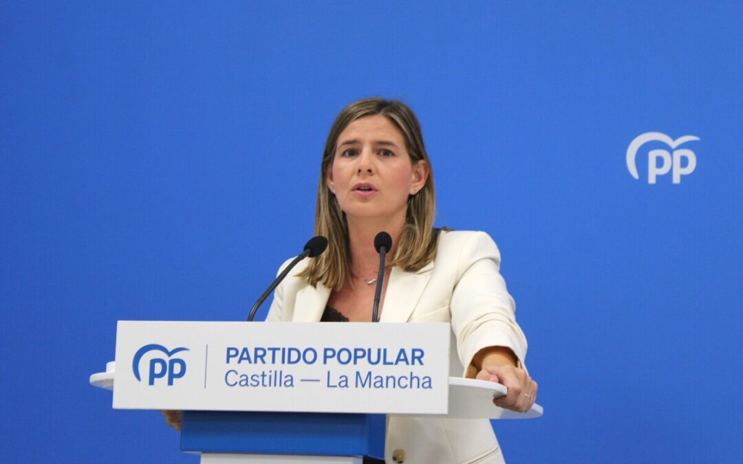 Agudo denuncia que Page va a pedir a Sánchez que suba los impuestos a todos los españoles con la armonización fiscal