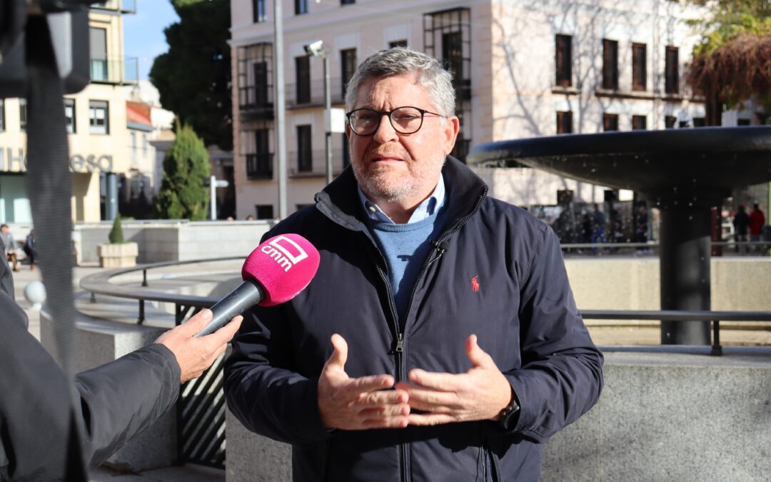 Redondo pide a los socialistas de CLM que digan “no” a Sánchez y eviten volver de Sevilla con más impuestos y más casos de corrupción