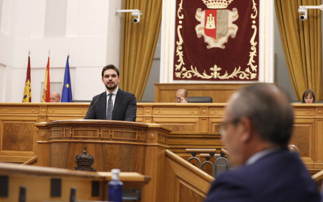 Serrano afirma que Page ofrece “más impuestos y menos inversiones” en unos presupuestos “que no solucionan los problemas de Castilla-La Mancha”