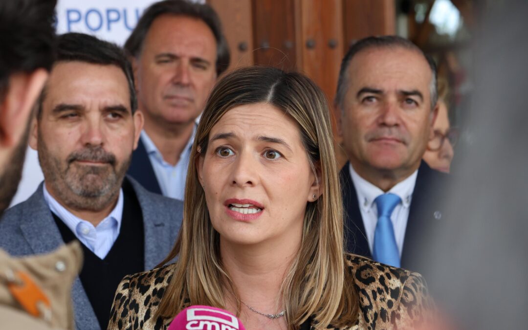 Agudo pide a Page retirar su apoyo “inequívoco e incuestionable” a Sánchez para no convertirse en “encubridor y cómplice de todos sus desmanes”