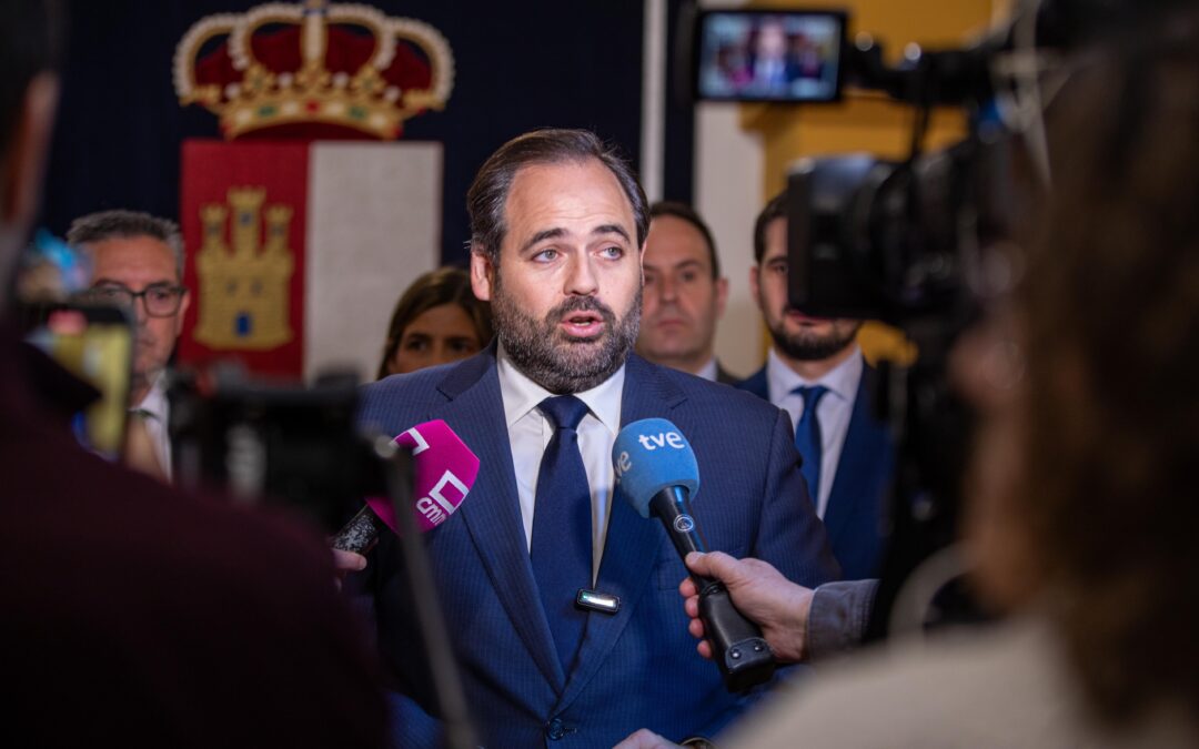 Núñez lamenta que el PSOE se niegue en las Cortes a acordar la defensa de los trabajadores públicos afectados por Sánchez y su decisión de perjudicar su atención sanitaria