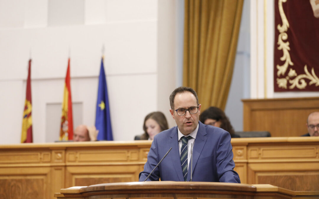 Buro denuncia que el socialismo de Page “maquilla” la Dependencia con publicidad engañosa mientras ejecuta recortes reales en servicios