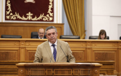 Lucas-Torres exige al Gobierno regional que garantice el pago de las ayudas a los jóvenes agricultores y propone reservar derechos hídricos para facilitar su incorporación