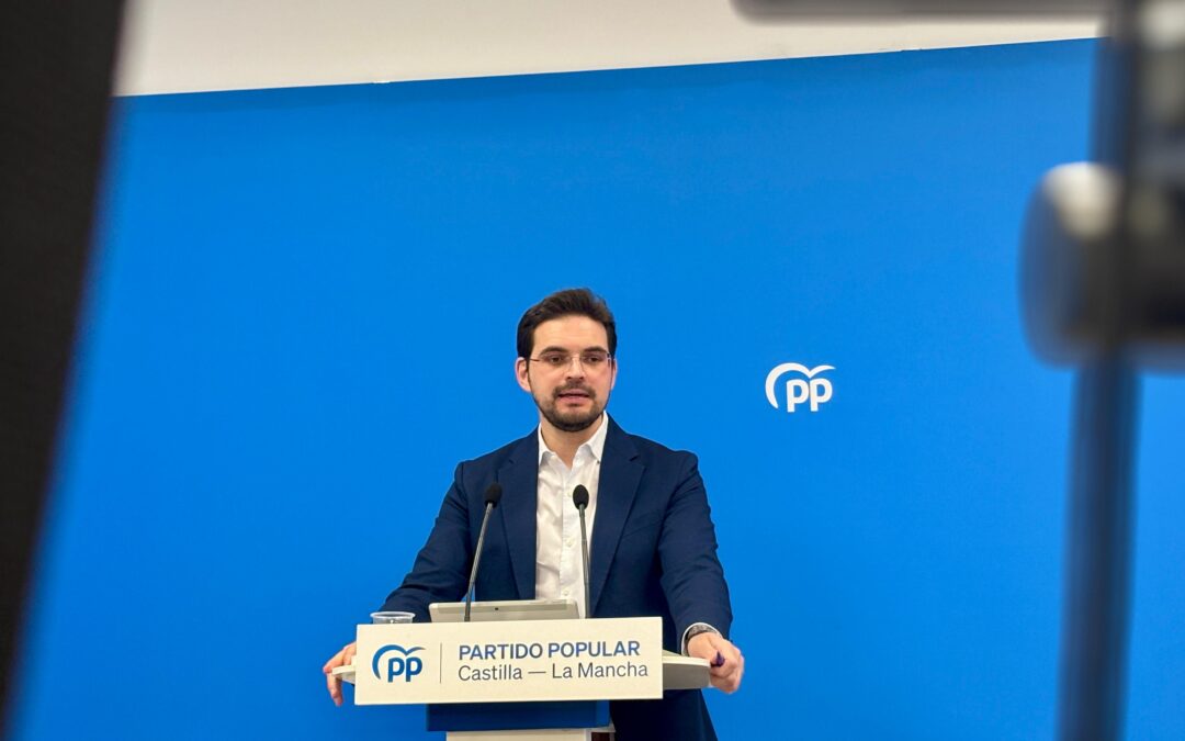 Serrano lamenta que el número dos y el “delfín” de Page defiendan a Sánchez mientras él da lecciones de cómo decir una cosa y la contraria a la vez